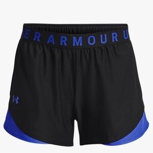 Under Armour woman’s Black and Blue Athletic short. Size medium Brand new